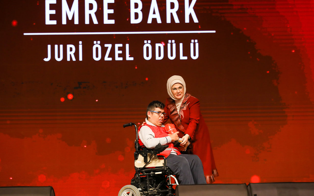 Emre Bark